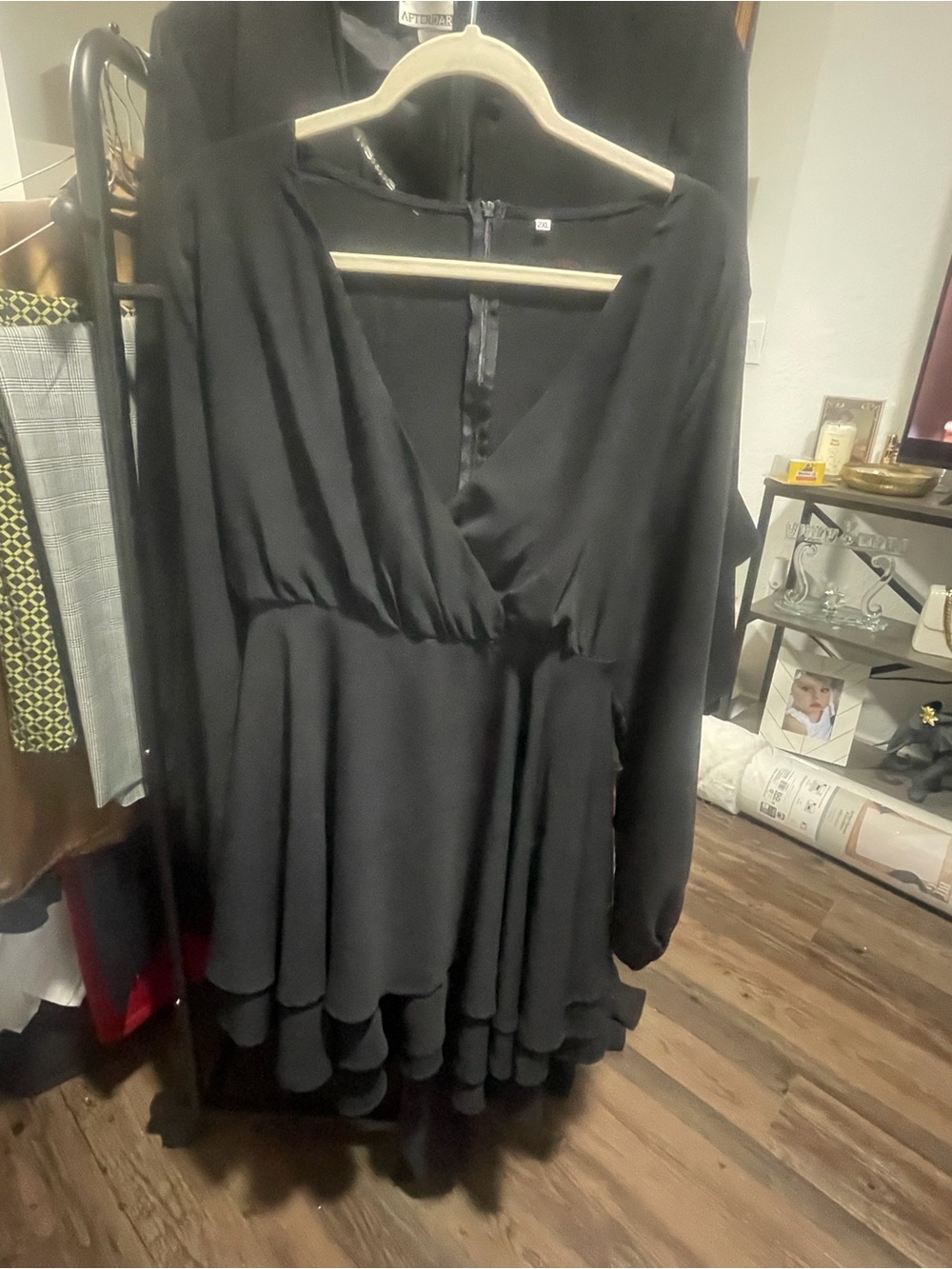 Women's Black Long Sleeve V-Neck Tiered Dress